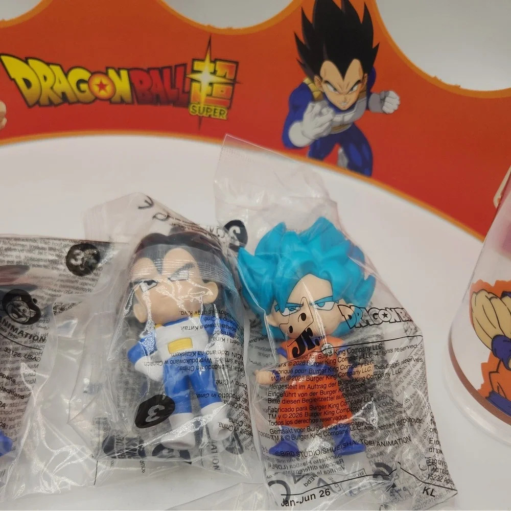 NEW DRAGON BALL Z SUPER BURGER KING FIGURINES!! SET OF ALL 6 TOYS/CROWN/CUPS